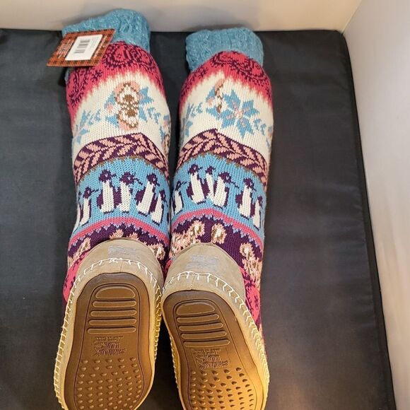 BRAND NEW MUK LUKS® WOMEN'S  ANGIE SLIPPERS –MULTI -COLOR - Picture 13 of 15